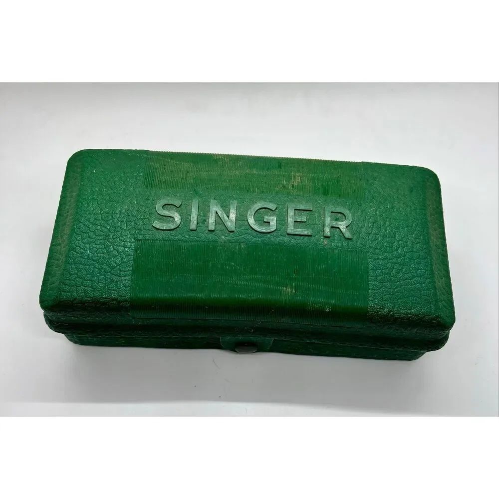 Vintage Singer Empty Case Buttonholer Green Plastic Replacement Box